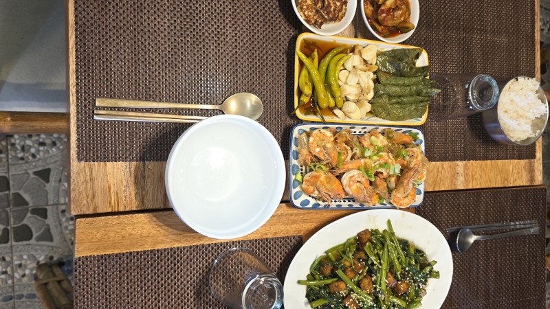 점심 먹고합시다 !!